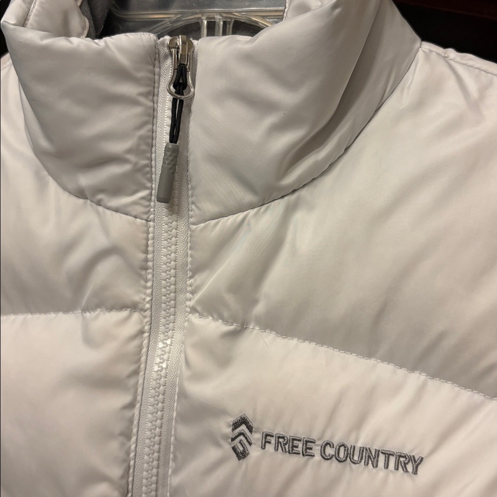 Free Country white puffer vest. 50% down. SZ XL - Picture 5 of 9